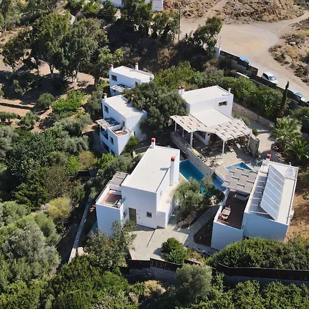 Horizon Villa, Near Heraklion Akhládha